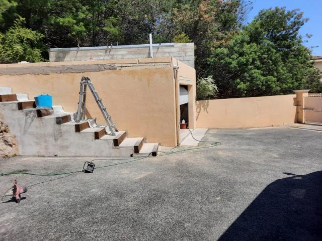 Rénovation façade de garage et mur de jardin sur Mandelieu LaNapoule
